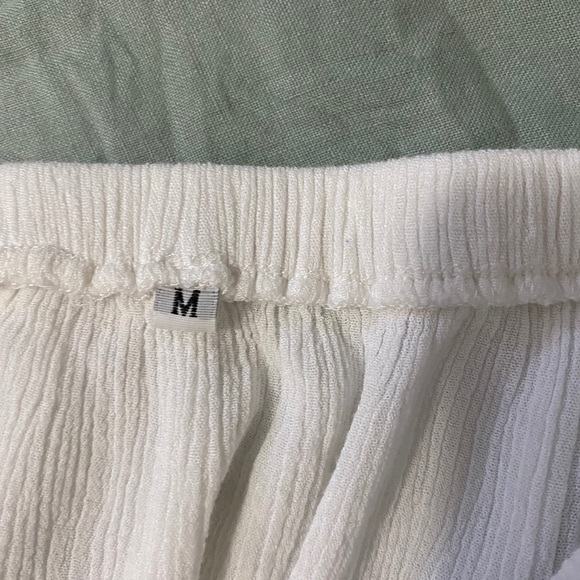 Crop top - Picture 3 of 3